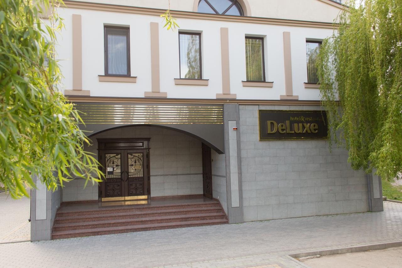 Boutique Hotel Deluxe 卡缅涅茨-波多利斯基 外观 照片